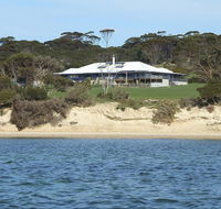Doyles on the Bay Kingscote - Accommodation Newcastle