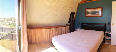 Fowlers Bay Beach House - Accommodation Newcastle 1
