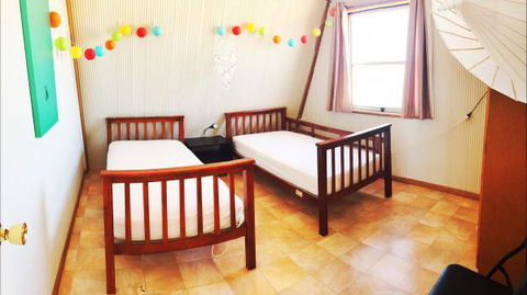 Fowlers Bay Beach House - Accommodation Newcastle 2