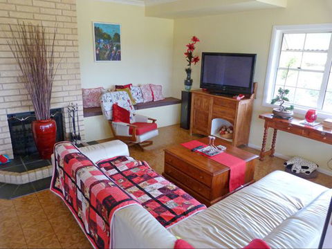 Grovely House Bed And Breakfast - Accommodation Newcastle 1