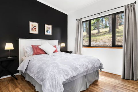 Karawatha Cottages B&B - Accommodation Newcastle 5