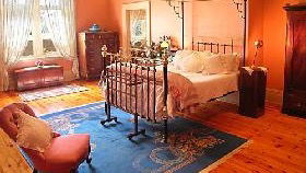 Buxton Manor - Accommodation Newcastle 0