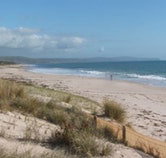 The Beach House - Accommodation Newcastle