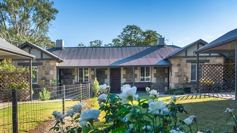 Stoneleigh Cottage Bed And Breakfast - Accommodation Newcastle 0