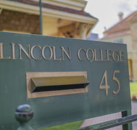 Lincoln College - Accommodation Newcastle