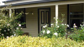 Jessies Cottage - Accommodation Newcastle 0