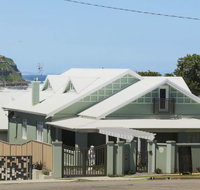 Merewether Beach House  - Accommodation Newcastle