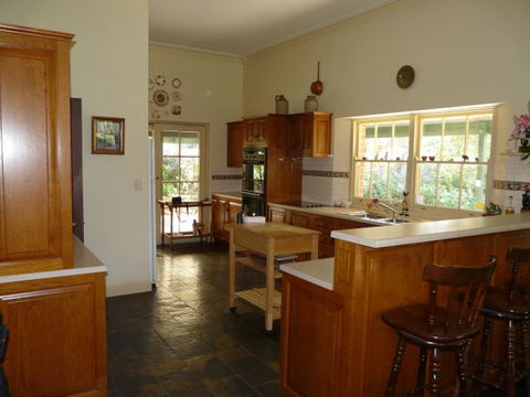 Oliver's White Hill Bed And Breakfast - Accommodation Newcastle 4