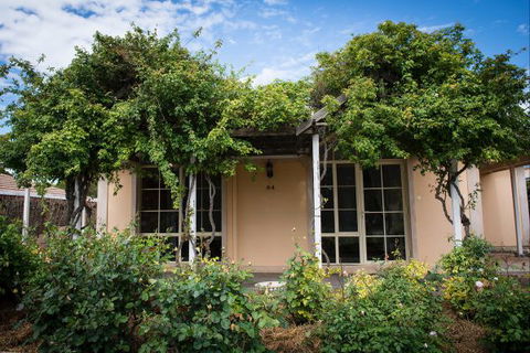Olive House Accommodation Kimba - Accommodation Newcastle 0