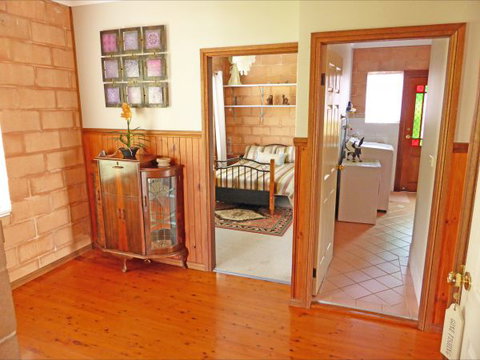 Oriental At Orient Point - Accommodation Newcastle 2