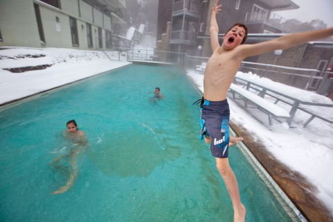 Ropers Alpine Apartments - Accommodation Newcastle 3