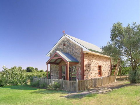 Strathlyn Bed And Breakfast - Accommodation Newcastle 1