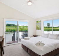 The Lakehouse at 201 - Accommodation Newcastle