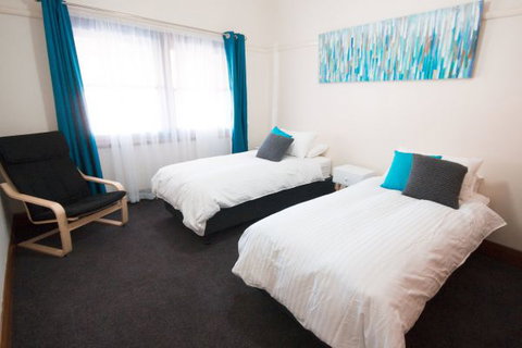 Wang Stays And Short Stops - Accommodation Newcastle 8