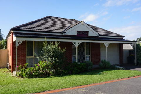 Abrigo Apartment - Accommodation Newcastle 8