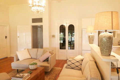 Cadogan Central Luxury - Accommodation Newcastle 1