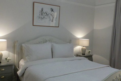 Cadogan Central Luxury - Accommodation Newcastle 7