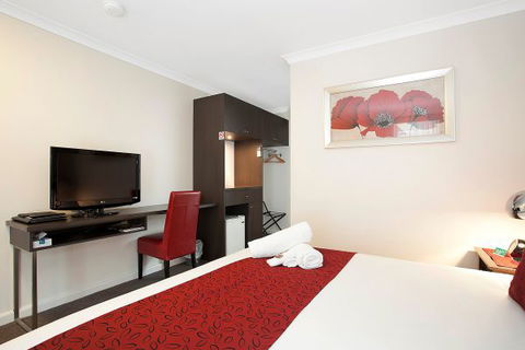 Comfort Inn Western - Accommodation Newcastle 3
