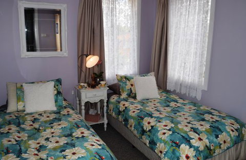 Cutmore Cottages Bed And Breakfast - Accommodation Newcastle 6