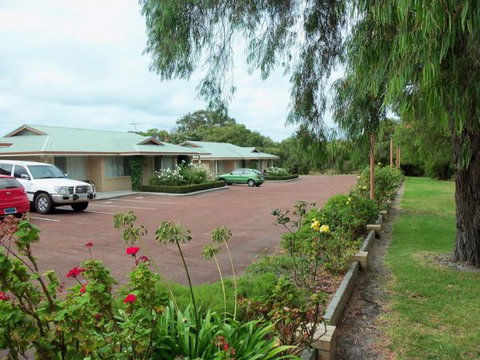 Emu Point Motel - Accommodation Newcastle 0