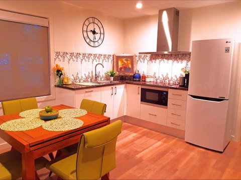Fox And Hound Apartments - Accommodation Newcastle 2