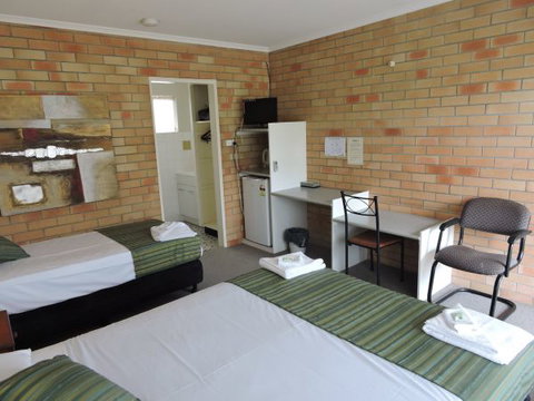 Hotel Motel 5 - Accommodation Newcastle 2