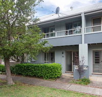 Honeysuckle Townhouses - Accommodation Newcastle