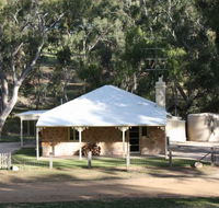 Hughes Park Cottage  Weddings - Accommodation Newcastle