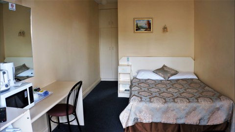 Jacksons Motor Inn - Accommodation Newcastle 2