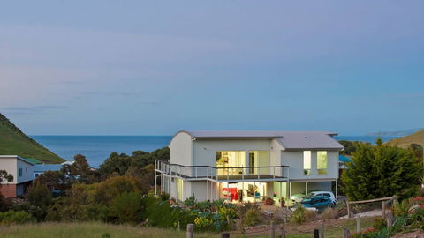 The Light House At Second Valley - Accommodation Newcastle 4