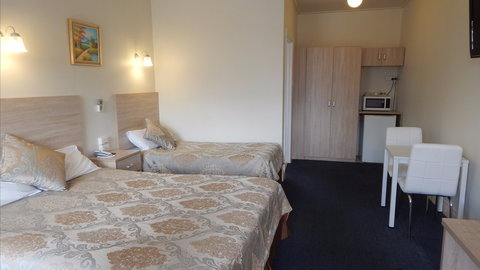 Jacksons Motor Inn - Accommodation Newcastle 11
