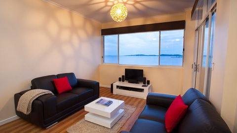 Waterscape Holiday Apartment - Accommodation Newcastle 4