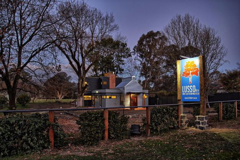 Lusso KV - Accommodation Newcastle 0