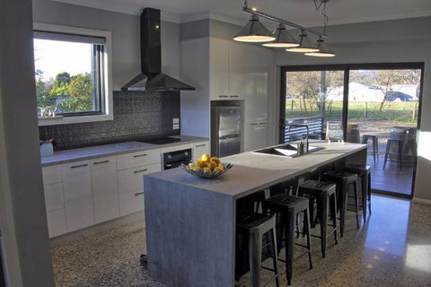 Lusso KV - Accommodation Newcastle 2