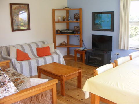 Mountain View - Accommodation Newcastle 1