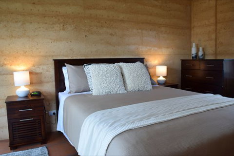 Muntiri Lodge Eco Retreat - Accommodation Newcastle 5