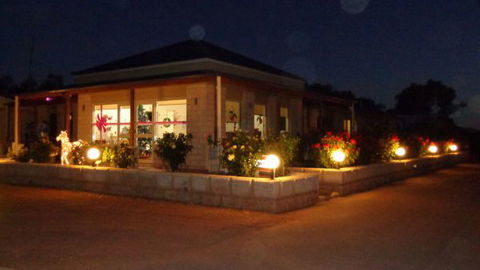Northam Caravan Park - Accommodation Newcastle 0