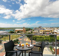 Oaks Rivermarque - Accommodation Newcastle