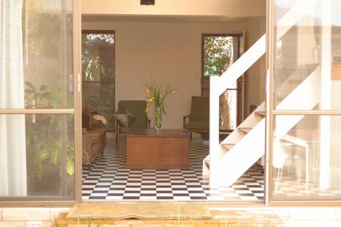 Peace By The Park - Accommodation Newcastle 3