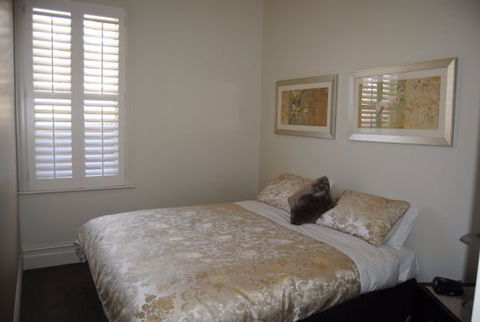 Sabina On Little Myers - Accommodation Newcastle 1