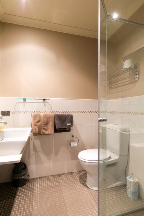 Snow Fall Lodge At Falls Creek - Accommodation Newcastle 7