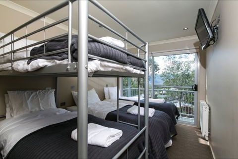 Snow Fall Lodge At Falls Creek - Accommodation Newcastle 8