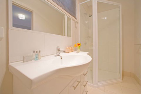 Tessies Studio - Accommodation Newcastle 3