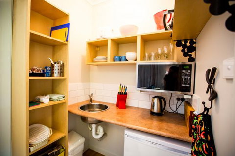 Tessies Studio - Accommodation Newcastle 5