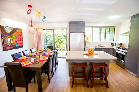 Tessies House - Accommodation Newcastle 0