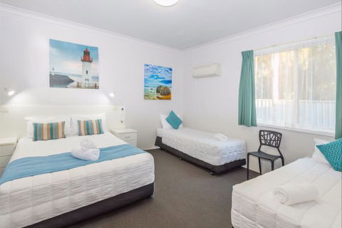 The Esplanade Motel - Accommodation Newcastle 6
