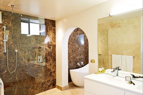 The Suites, Villa Belgravia - Accommodation Newcastle 2