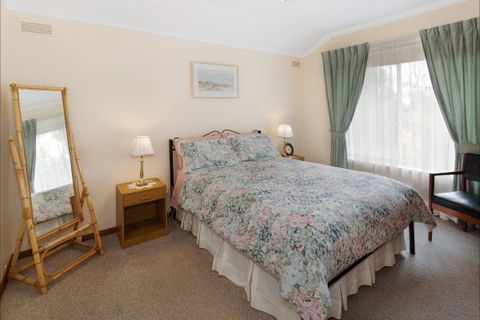The Wattles On Eddy - Accommodation Newcastle 2