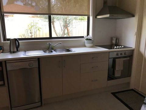 Townhouse On Deas - Accommodation Newcastle 5