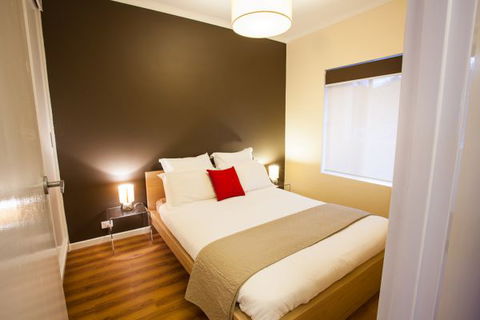 Waterscape Holiday Apartment - Accommodation Newcastle 3